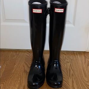 Hunter boots never worn still in box for sale!!